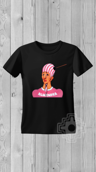 Remera ALMENDRA